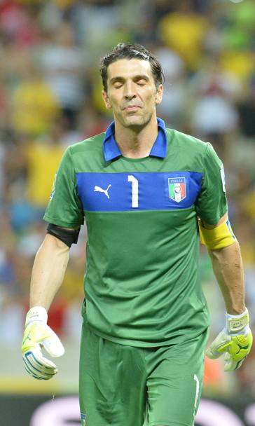 Gigi Buffon, 35 anni, 138 presenze con la maglia della Nazionale